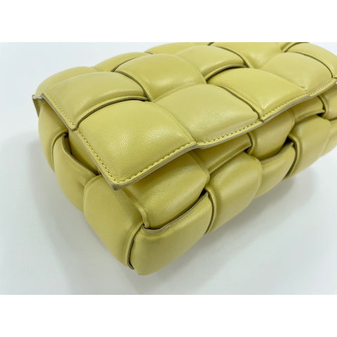 BOTTEGAVENETA The Chain Cassette Shoulder Bag yellow WS31771