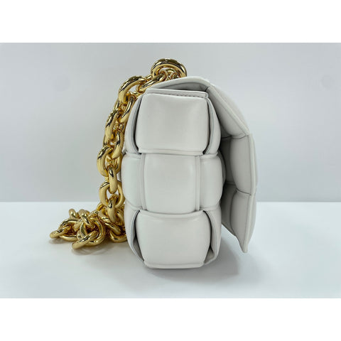 BOTTEGAVENETA The Chain Cassette Shoulder Bag white WS31772