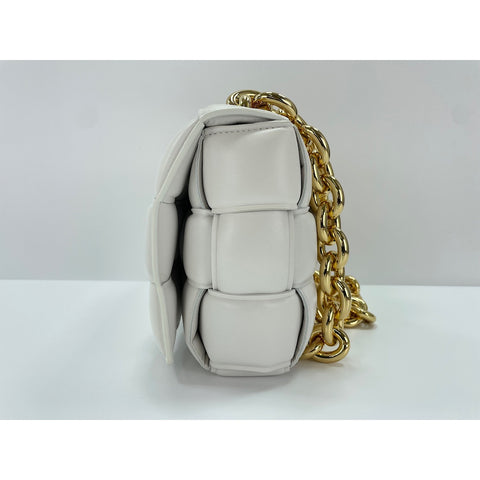 BOTTEGAVENETA The Chain Cassette Shoulder Bag white WS31772