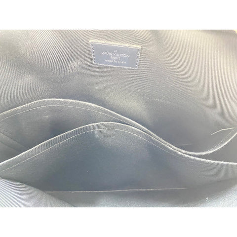 LOUIS VUITTON Dayton PM Sac à bandoulière noir WS31810