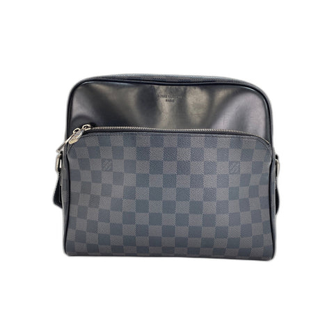 LOUIS VUITTON Dayton PM Sac à bandoulière noir WS31810