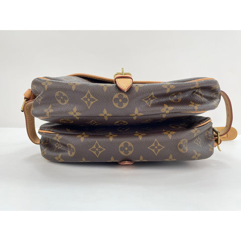 LOUIS VUITTON Saumur 30 Shoulder Bag Brown WS31829