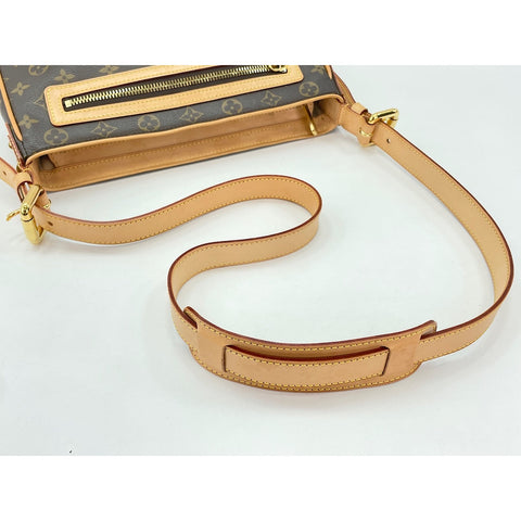 LOUIS VUITTON Hudson GM Shoulder Bag Brown WS31884