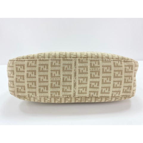 FENDI Shoulder Bag beige WS31906