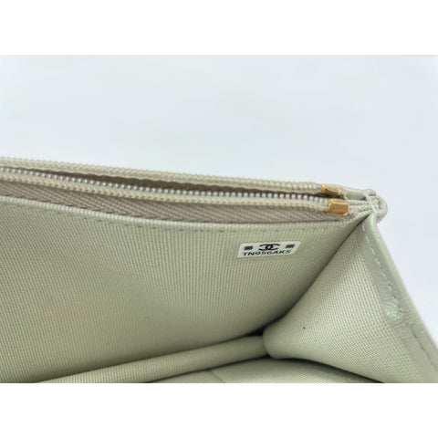 CHANEL Lambskin 2WAY Matelasse Handbag white WS31956