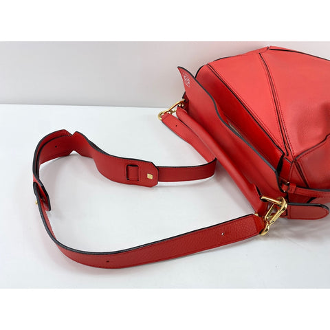 LOEWE puzzle bag medium Shoulder Bag Red WS31988