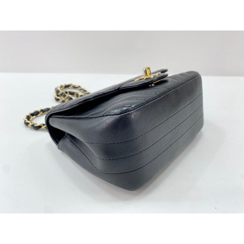 CHANEL Mini matrasse Shoulder Bag black WS32009