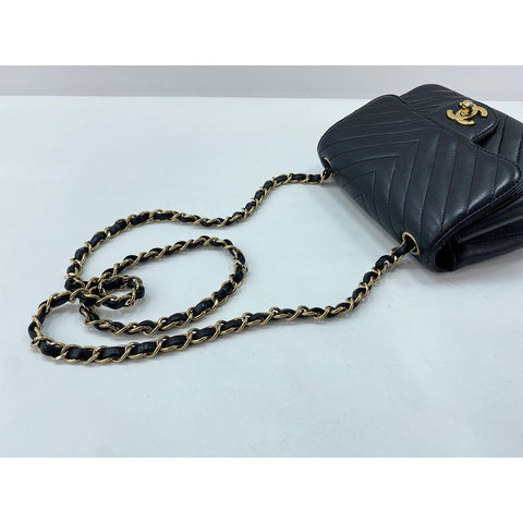 CHANEL Mini matrasse Shoulder Bag black WS32009