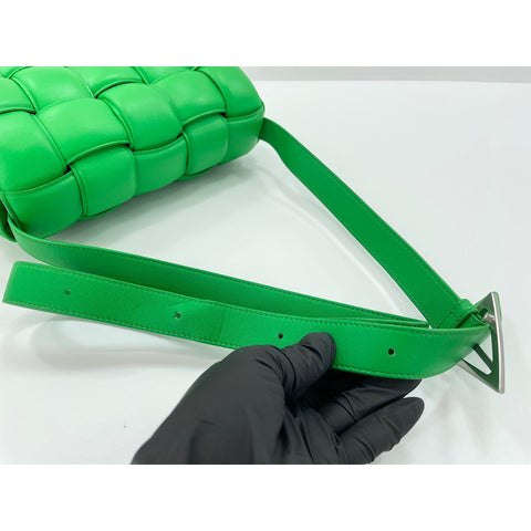 BOTTEGAVENETA Padded cassette Shoulder Bag green WS32010
