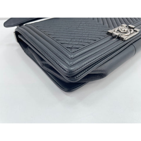 CHANEL Boy Chanel Large Shoulder Bag black WS32017