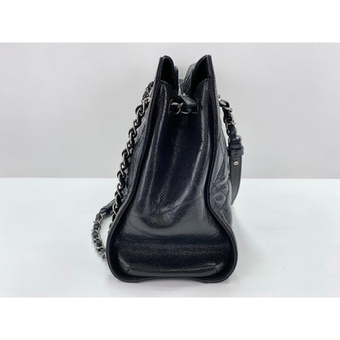 CHANEL Caviar skin Matelasse Shoulder Bag black WS32032