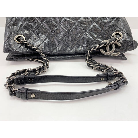 CHANEL Caviar skin Matelasse Shoulder Bag black WS32032