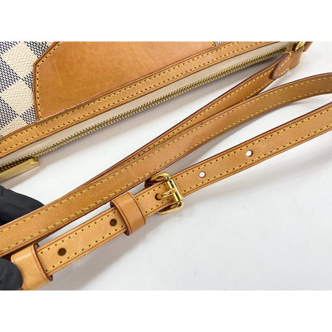 LOUIS VUITTON Siracusa PM Shoulder Bag white WS32063