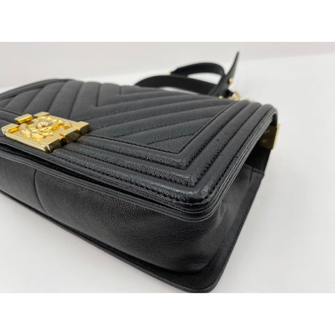 CHANEL Boy Chanel M Shoulder Bag black WS32085