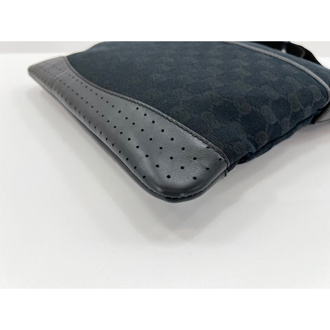 GUCCI Shoulder Bag black WS32111