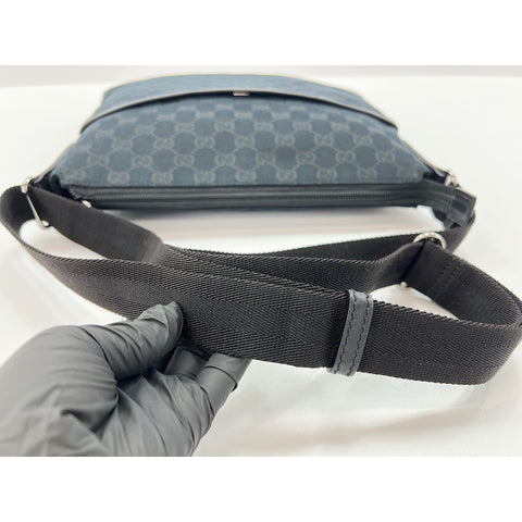 GUCCI Shoulder Bag black WS32111