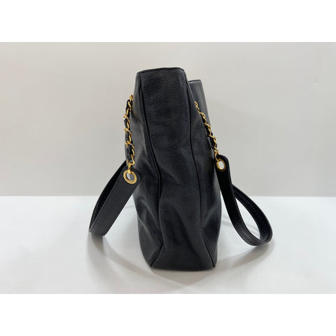 CHANEL Shoulder Bag black WS32117
