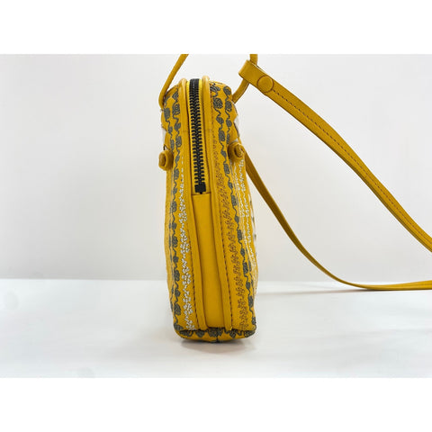 BOTTEGAVENETA INTRECCIATO Shoulder Bag yellow WS32126