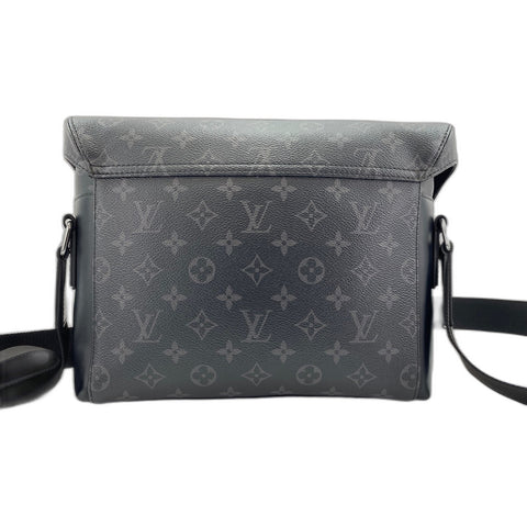 LOUIS VUITTON Messenger Voyage Shoulder Bag black WS32144