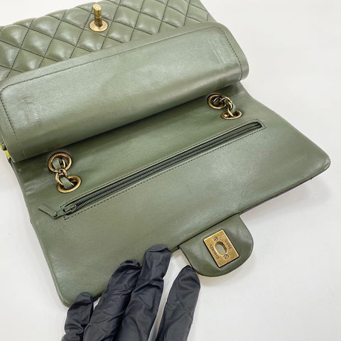 CHANEL Matrasse 25 Shoulder Bag lambskin green WS32366