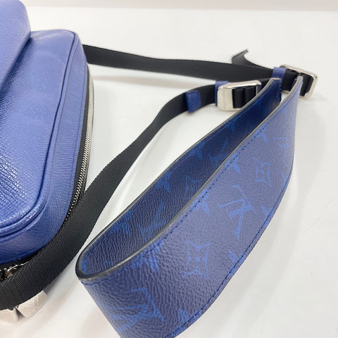 LOUIS VUITTON Messenger PM Shoulder Bag blue WS32370