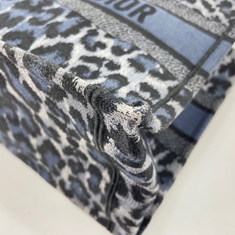 Christian Dior Leopard Print Book Tote Tote Bag blue WS32374
