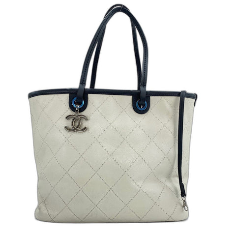 CHANEL Matrasse Tote Bag white WS32377