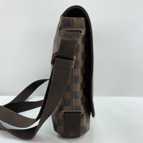 LOUIS VUITTON Brooklyn MM Shoulder Bag Brown WS32380