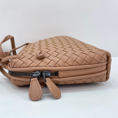 BOTTEGAVENETA INTRECCIATO Shoulder Bag leather beige WS32393