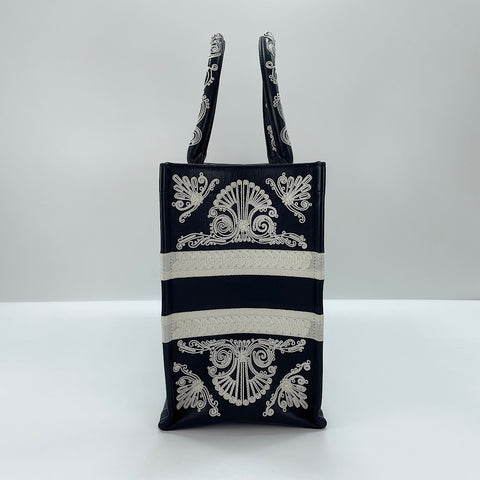 Christian Dior Book Tote, Medium, Embroidered Tote Bag leather black WS32419