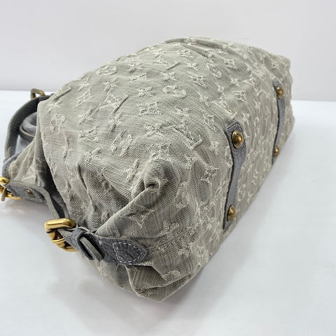 LOUIS VUITTON Neo Cavi MM Handbag gray WS32465