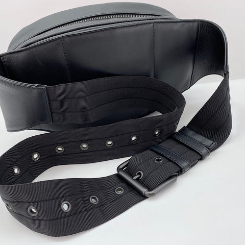 BOTTEGAVENETA Waist bag leather black WS32480