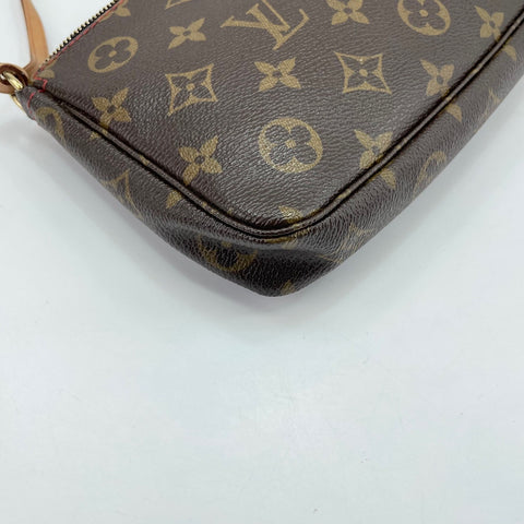 LOUIS VUITTON Pochette Accessoires Handbag Brown WS32511
