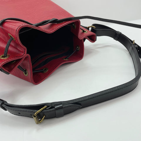 LOUIS VUITTON Petit Noe Shoulder Bag Red WS32520