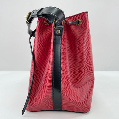 LOUIS VUITTON Petit Noe Shoulder Bag Red WS32520