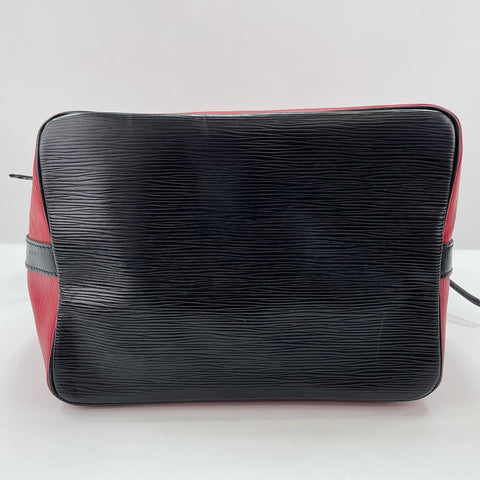 LOUIS VUITTON Petit Noe Shoulder Bag Red WS32520