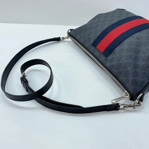 GUCCI Messenger bag black WS32539