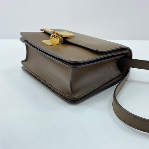 CELINE Classic Box Medium Shoulder Bag leather Brown WS32546