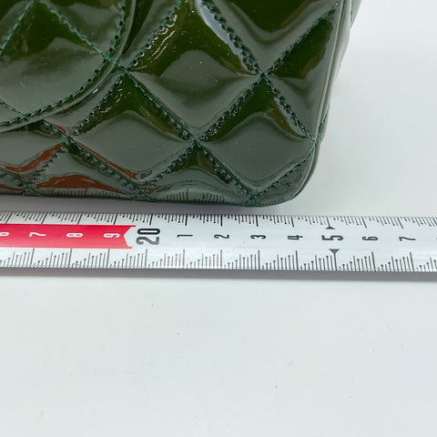 CHANEL Matrasse 25 Shoulder Bag enamel green WS32581