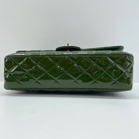 CHANEL Matrasse 25 Shoulder Bag enamel green WS32581
