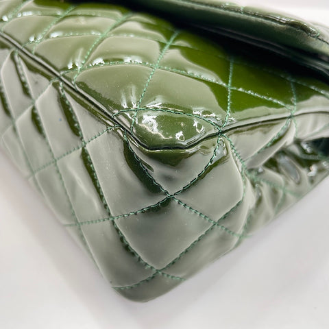 CHANEL Matrasse 25 Shoulder Bag enamel green WS32581