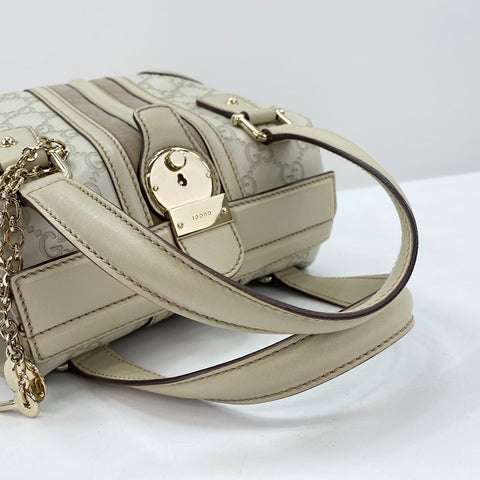 GUCCI Handbag white WS32596