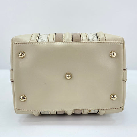 GUCCI Handbag white WS32596