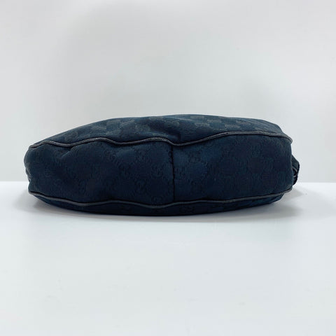 GUCCI Bamboo Shoulder Bag black WS32615