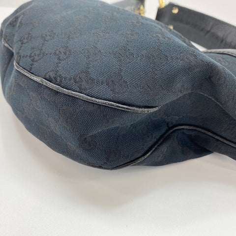 GUCCI Bamboo Shoulder Bag black WS32615