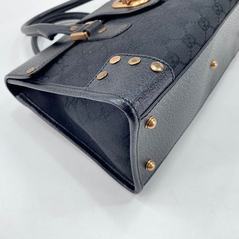 GUCCI Handbag black WS32620