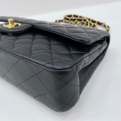 CHANEL Matrasse 25 Shoulder Bag lambskin black WS32633