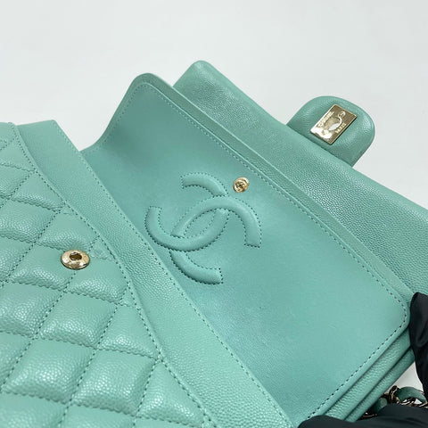 CHANEL Matelasse 25 Shoulder Bag green WS32652