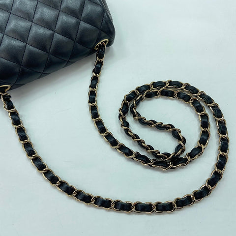CHANEL Matelasse Shoulder Bag lambskin black WS32654