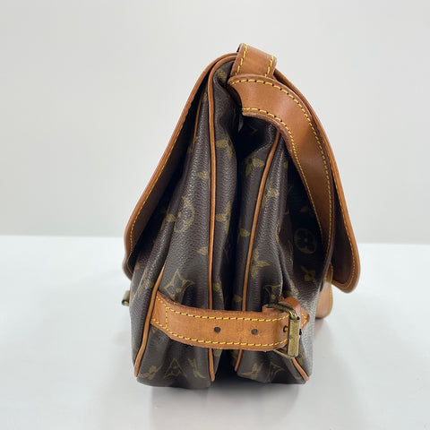 LOUIS VUITTON Saumur 30 Shoulder Bag Brown WS32668